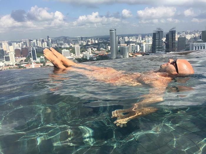 Dress code rooftop bars in Singapore